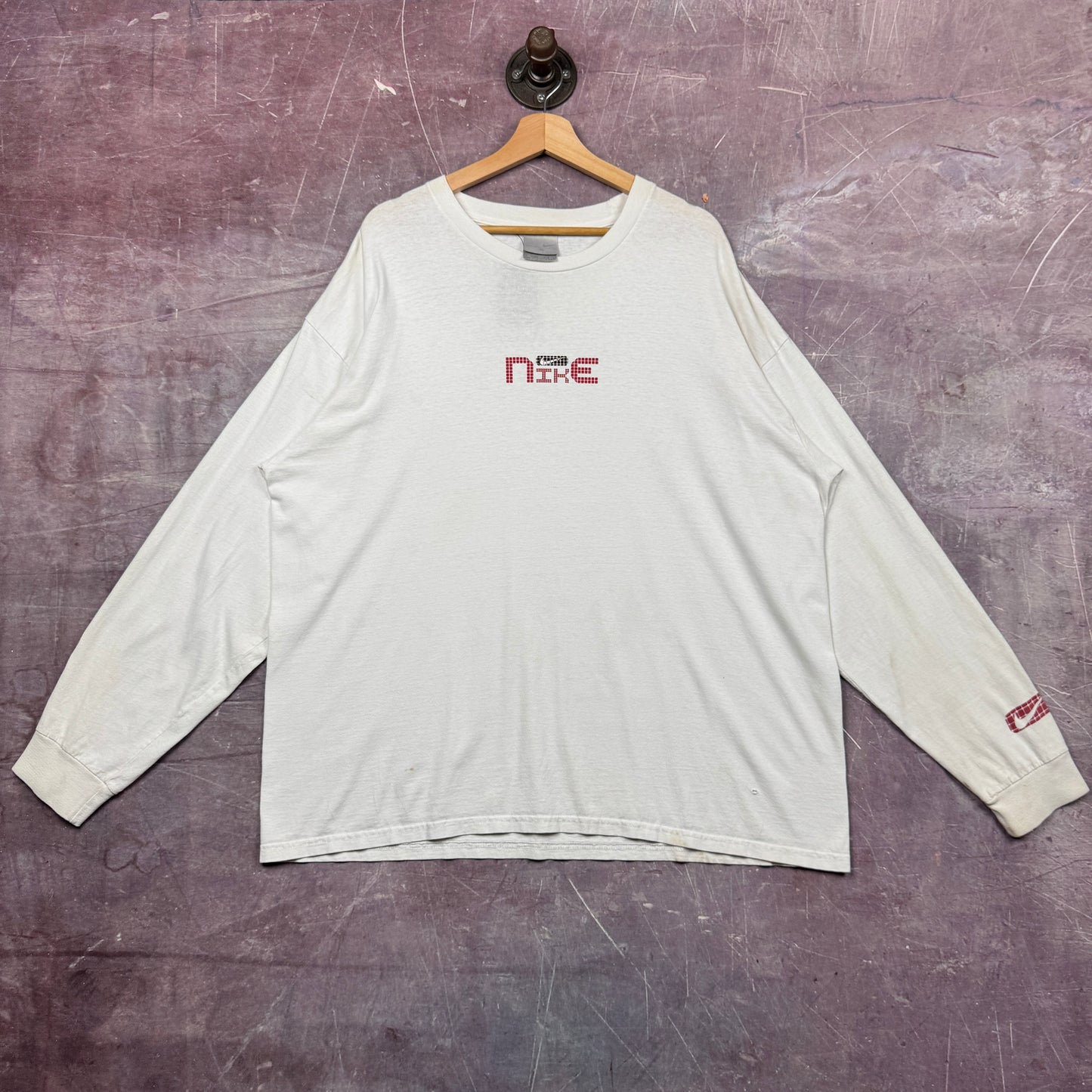 00s White Nike Long Sleeve Shirt 3669