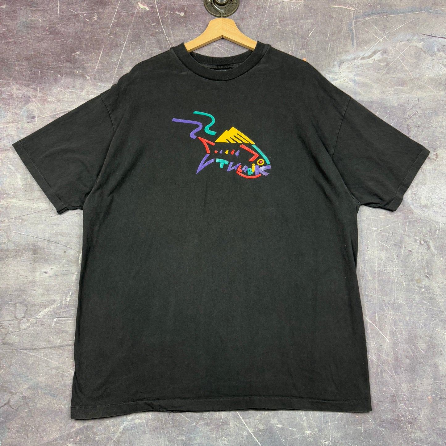 90s Faded Black Tularik Fish Graphic Shirt XL 1150