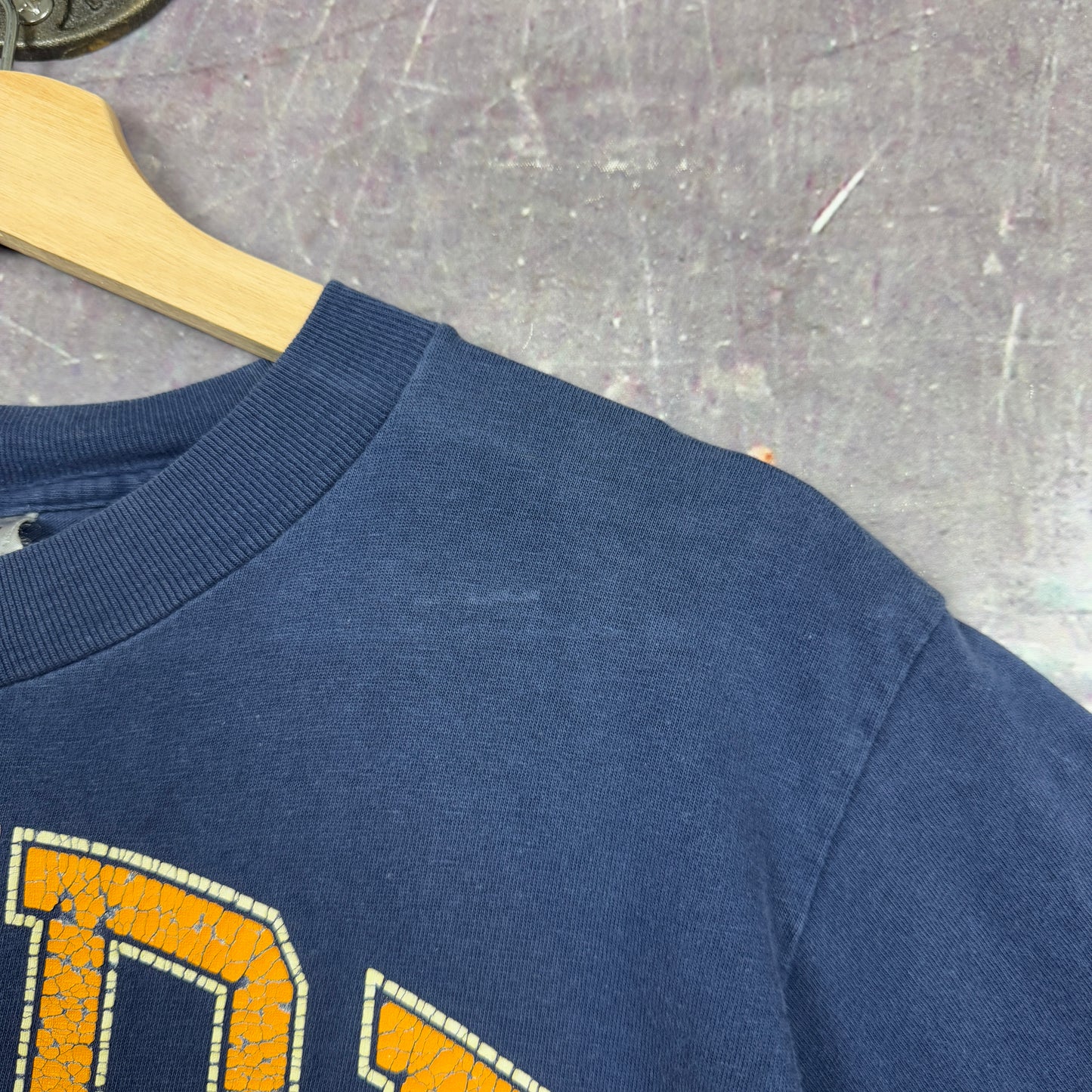 90s Faded Navy Blue Notre Dame Spellout Graphic Shirt S 1284