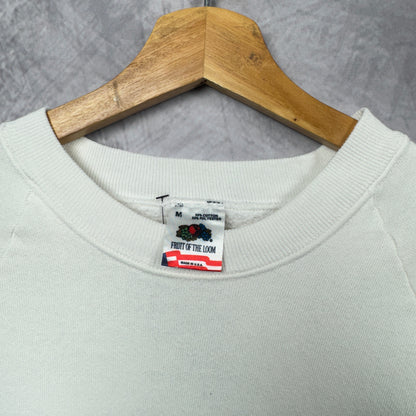 90s White BMW Crewneck Sweatshirt 3989