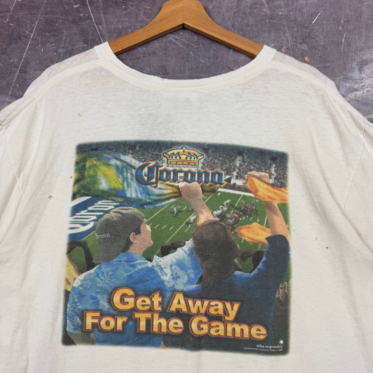 Early 00s White Corona Extra Get Away For The Game Beer Graphic Shirt XL 1045