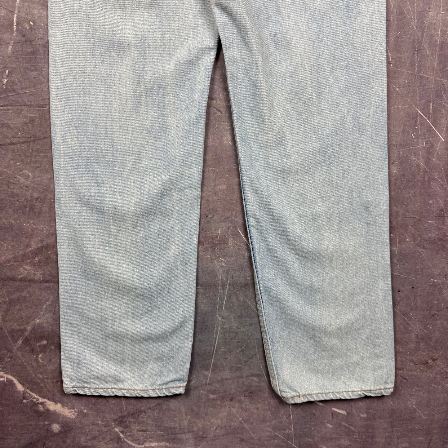 90s Light Wash Levi's 505 Denim Jeans 36x31 2055