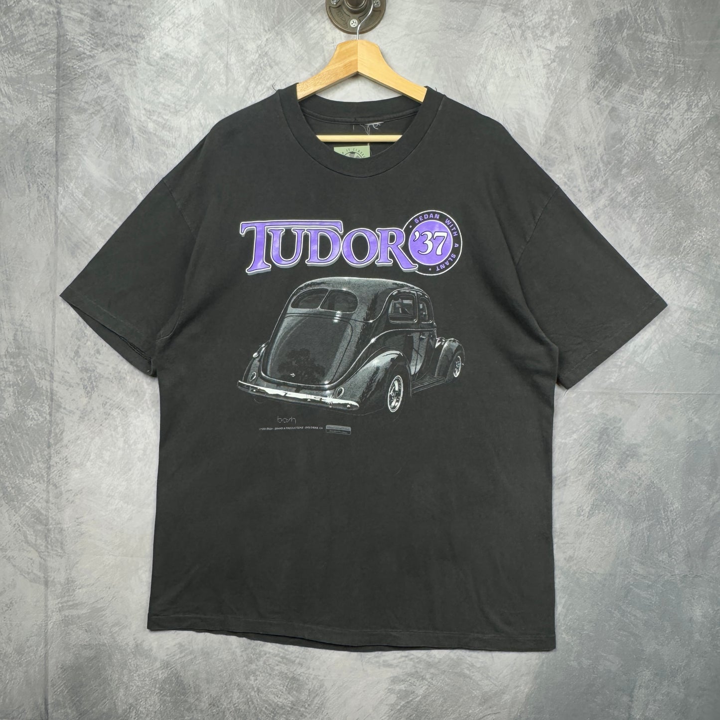 90s Black Tudor Tee 4037