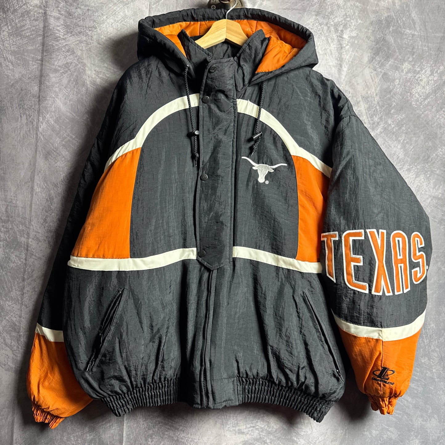 90s Black Texas Longhorns Logo Athletic Puffer Jacket BNWT 4465