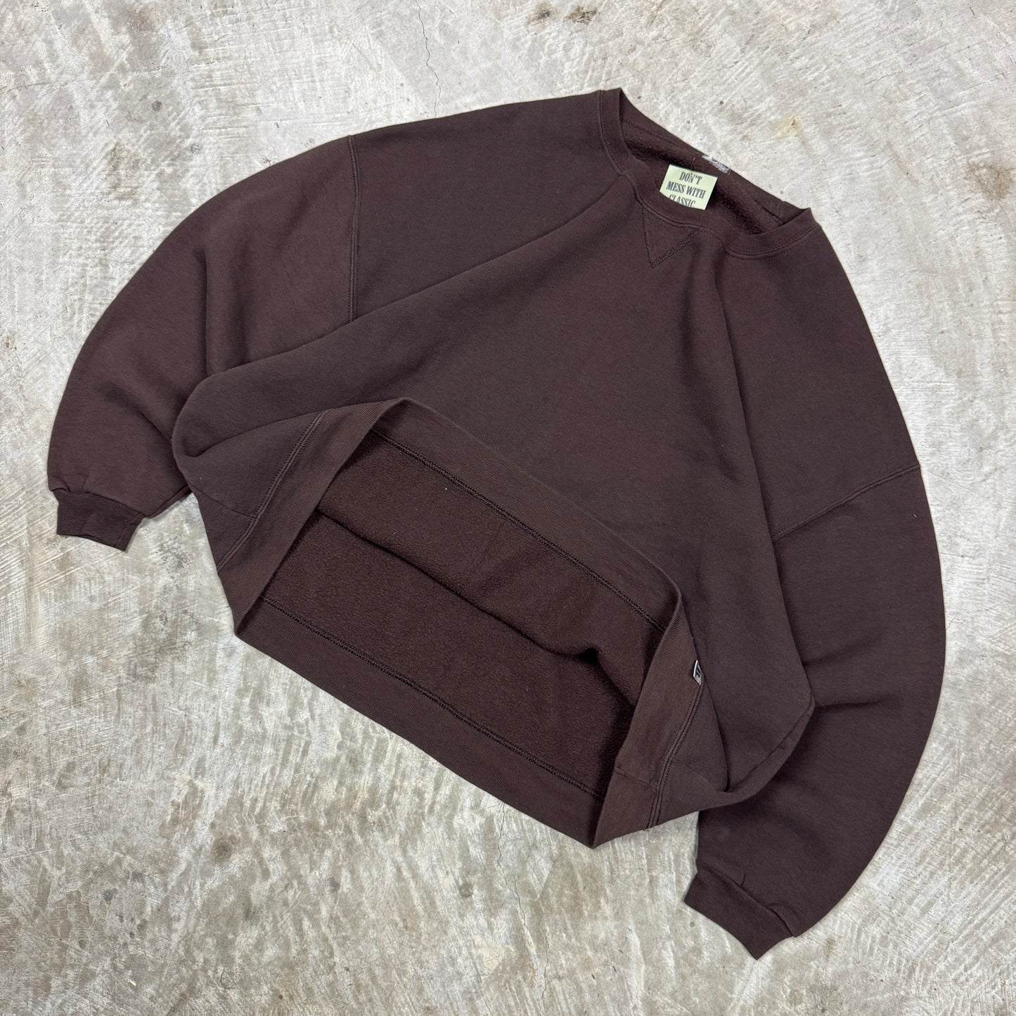 Ealy 00s Dark Brown Russell Athletic Blank Essential Crewneck Sweater Boxy XL BF28