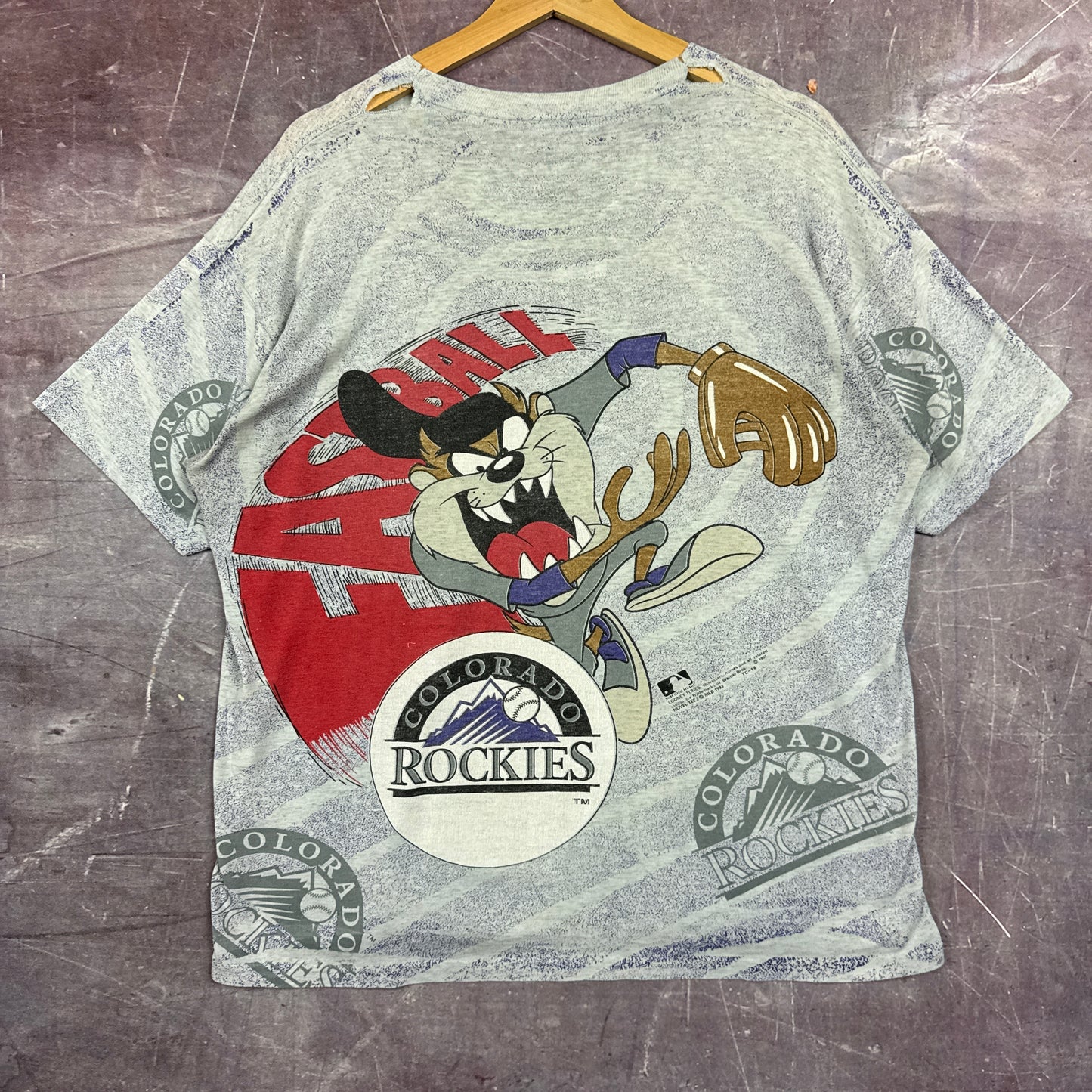 90s Colorado Rockies Looney Tunes Shirt 3315