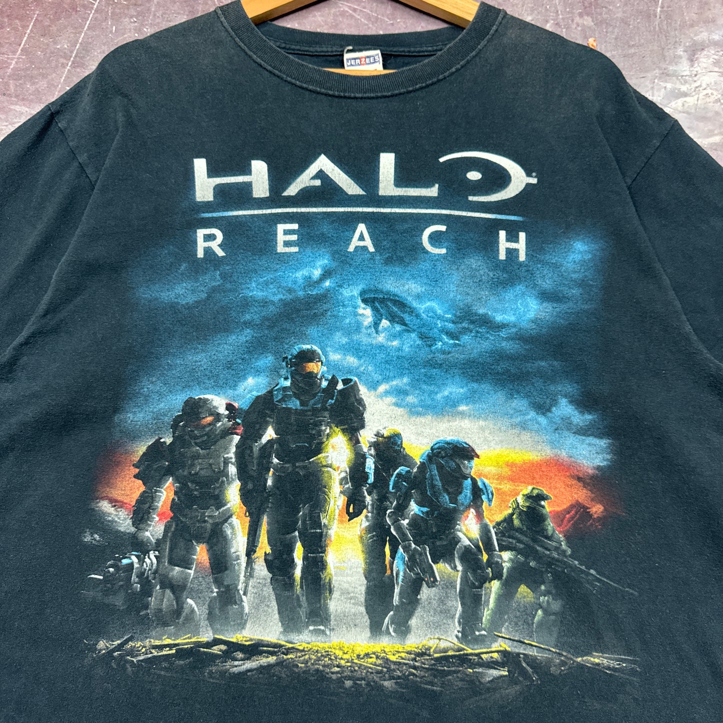 00s Black Halo Reach Shirt 3426