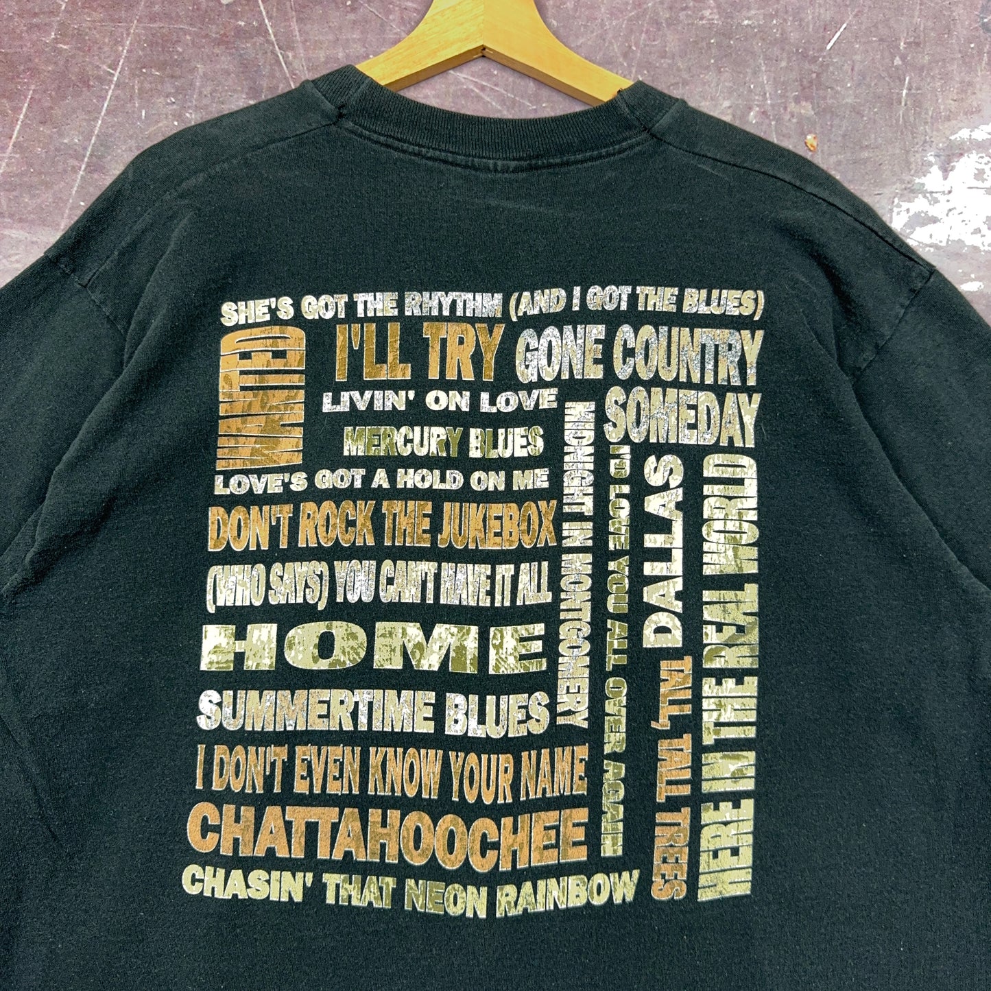 90s Faded Black Alan Jackson She's Got The Rhythm (And I Got The Blues) Graphic Shirt XL 2886