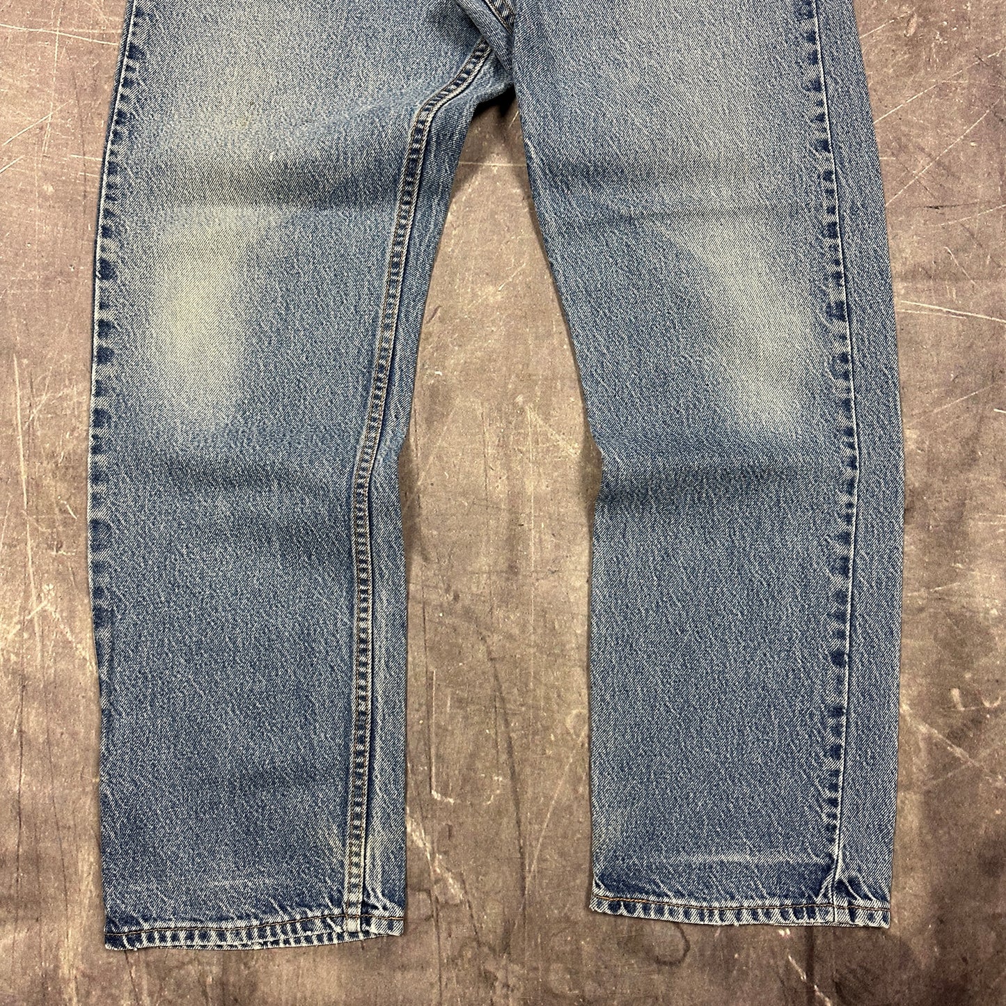 90s Medium Wash Levi's 505 Jeans 34x30 W70