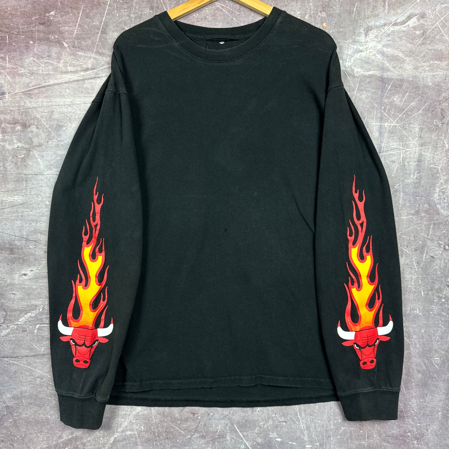 00s Black Chicago Bulls Longsleeve Shirt 3389