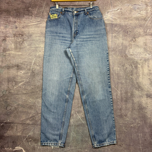 90s Light Wash Levi's 550 Denim Jeans 30x31.5 0749