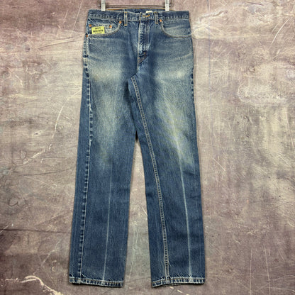 90s Medium Wash Faded Levi's 505 Denim Jeans 33x32 2065