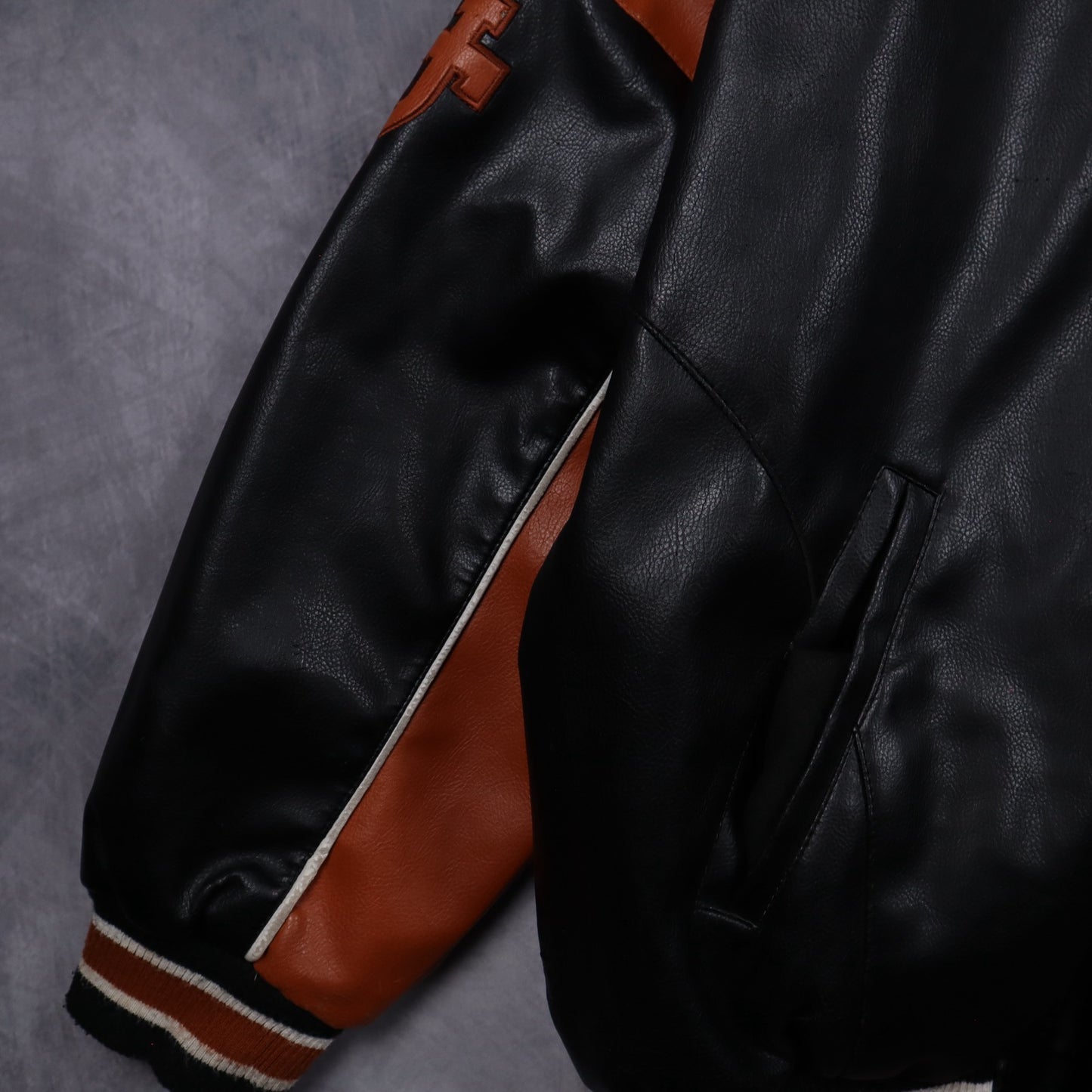 00s Black Texas Longhorns Faux Leather Varsity Jacket 5932
