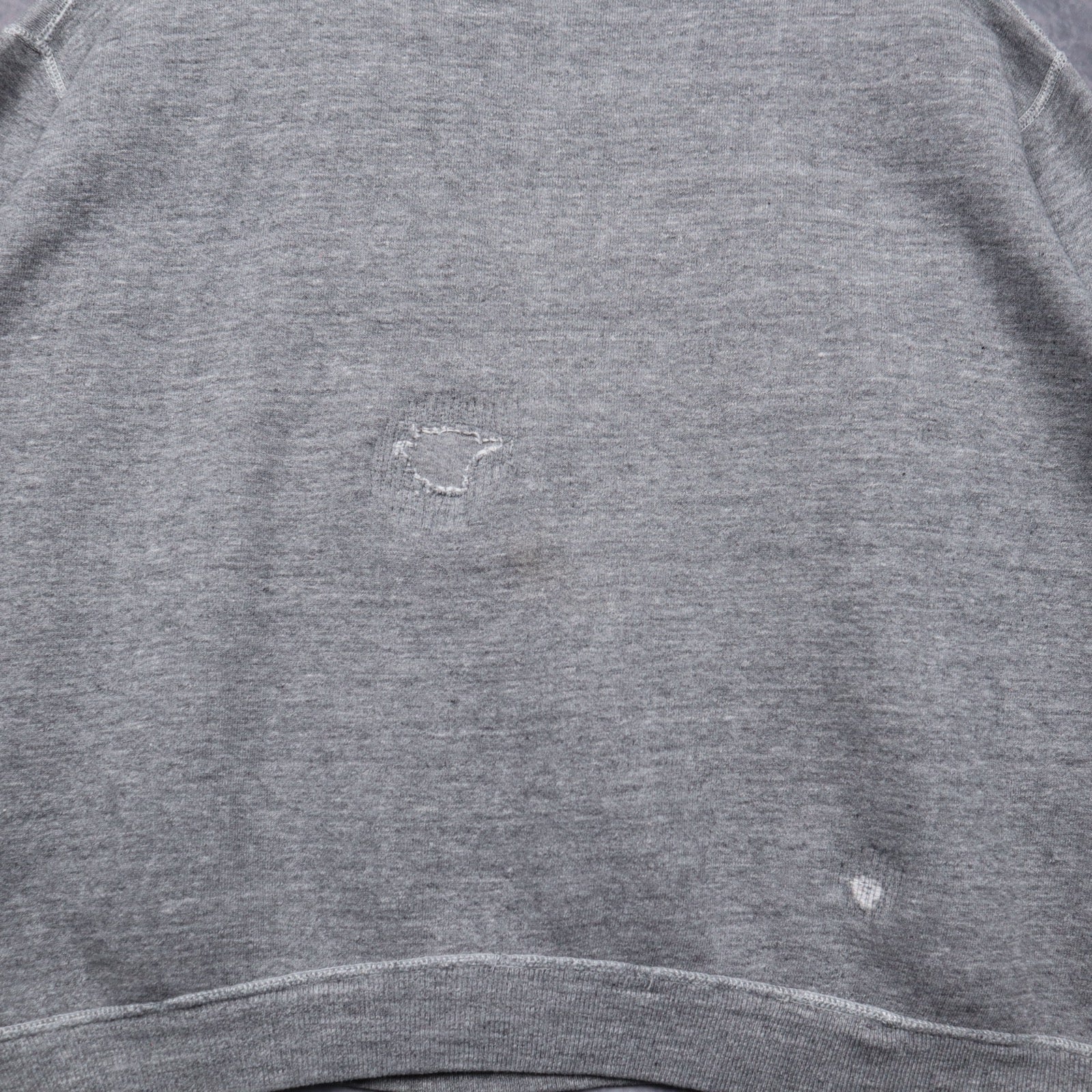 80s Heather Grey Gintaras Russell Athletic V-Stitch Sweatshirt 5576