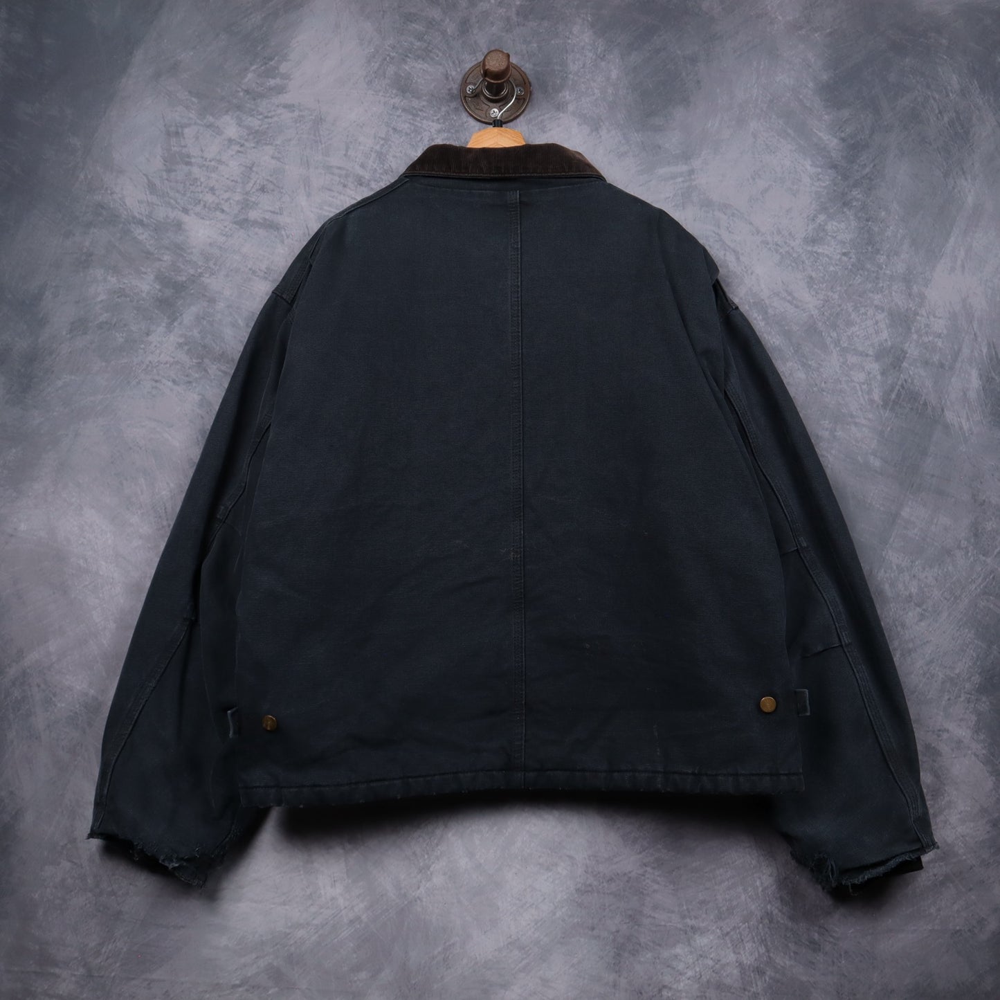 00s Faded Black Carhartt Cropped Arctic Jacket 4804