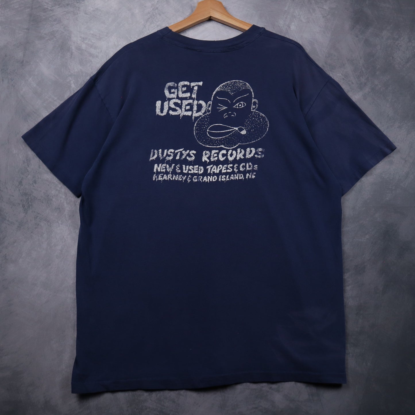 90s Navy Blue Dustys Records Tapes-CDs Shirt 4649