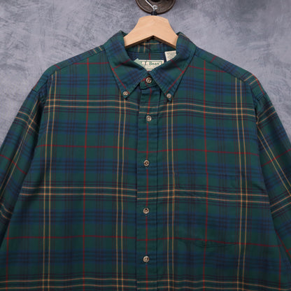 90s Green L.L. Bean Plaid Long Sleeve Button Up Shirt 5556