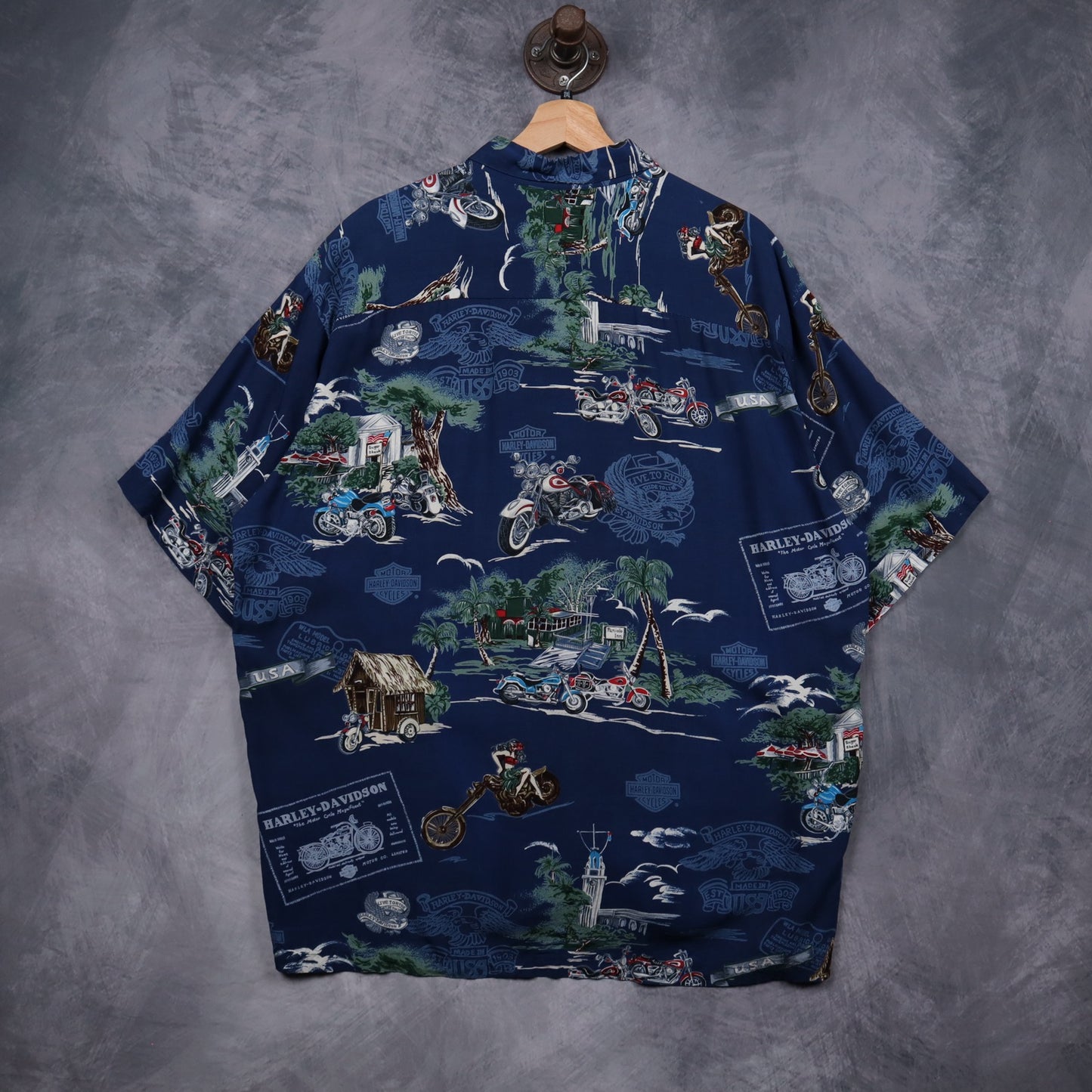 90s Navy Harley-Davidson Tropical All Over Print Button Up Shirt 5140