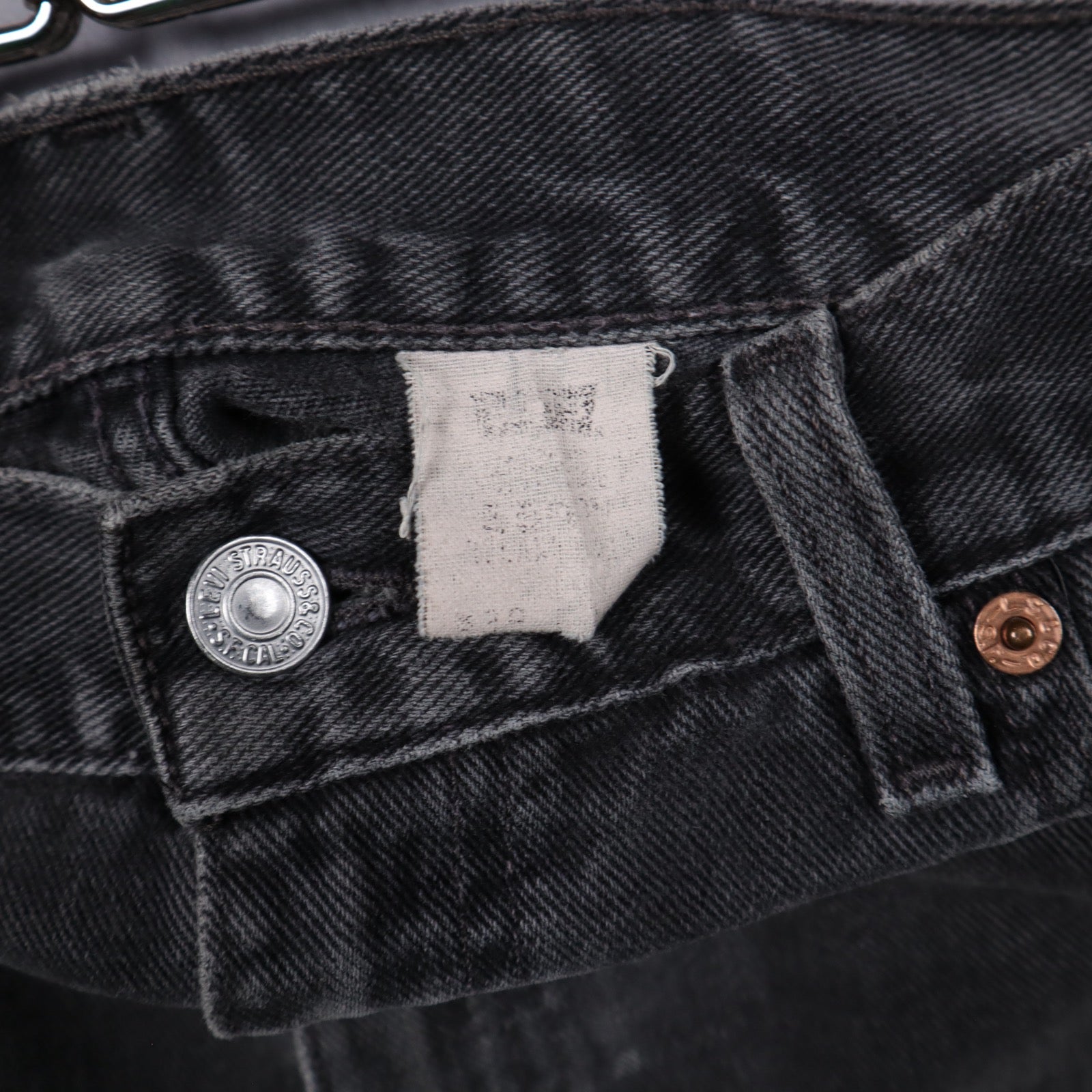 90s Faded Black Levi's 550 Cutoff Denim Shorts 5210