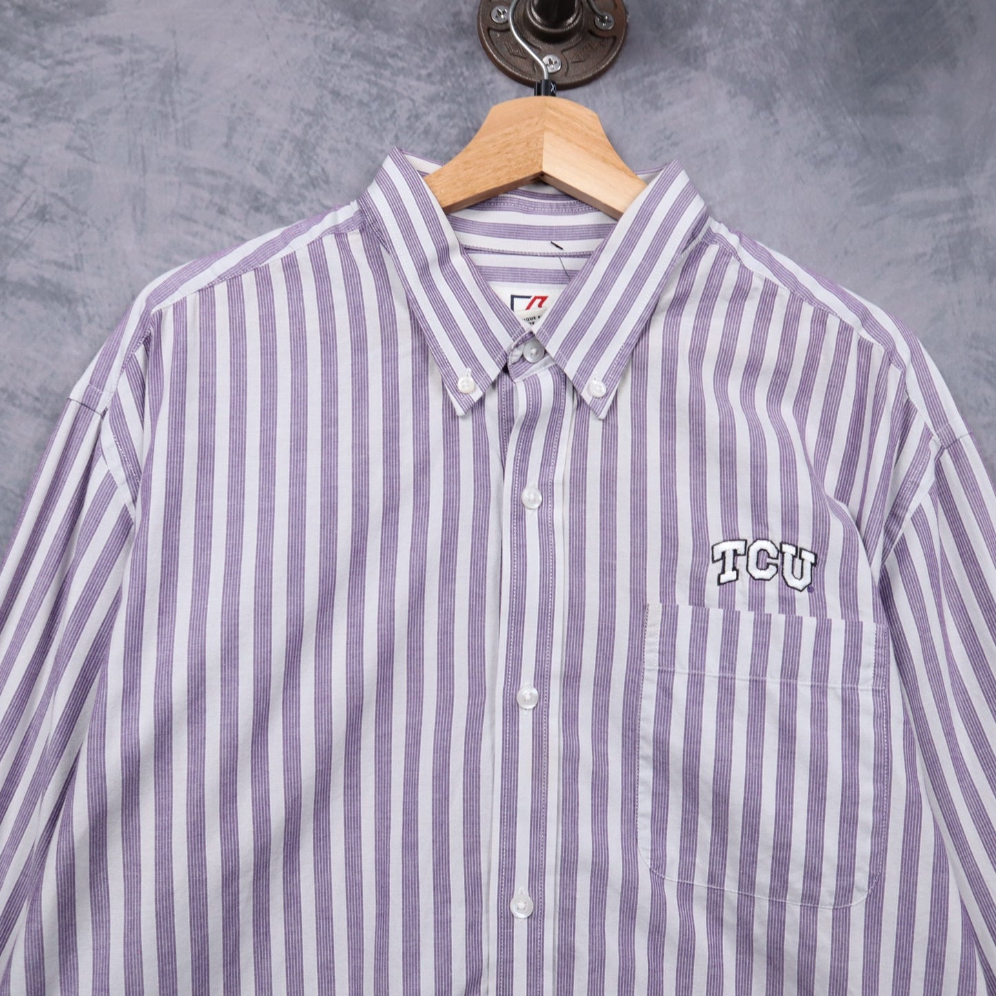 Early 2000s Purple Striped TCU Cutter & Buck Long Sleeve Button Up Shirt 5605