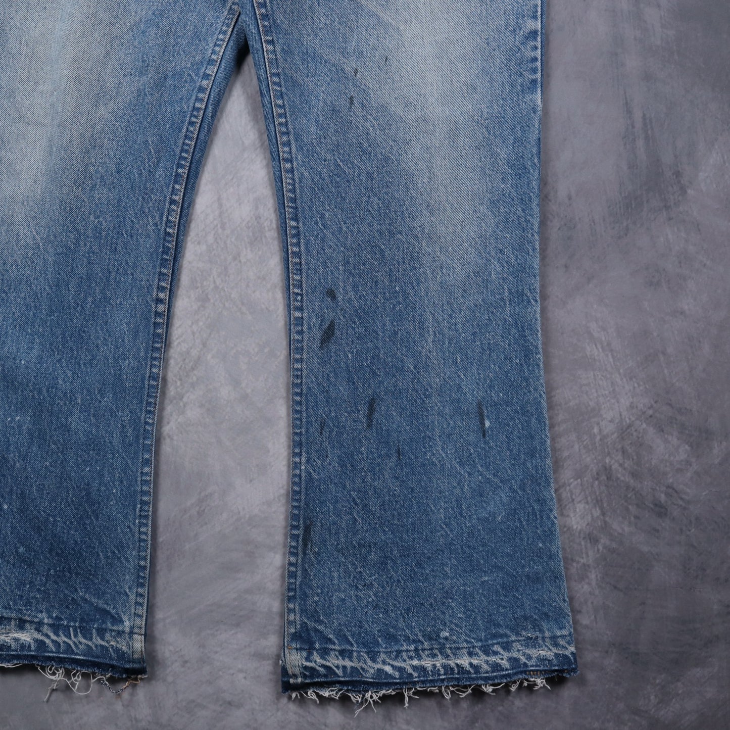70s Medium Wash Levi's Orange Tab Flare Jeans 5050
