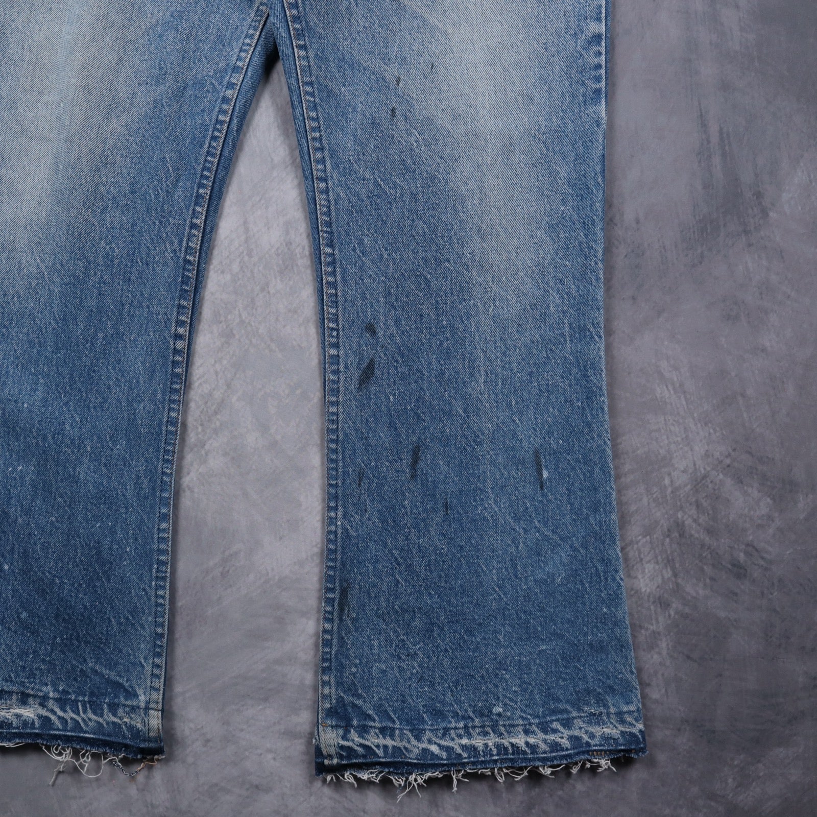 70s Medium Wash Levi's Orange Tab Flare Jeans 5050