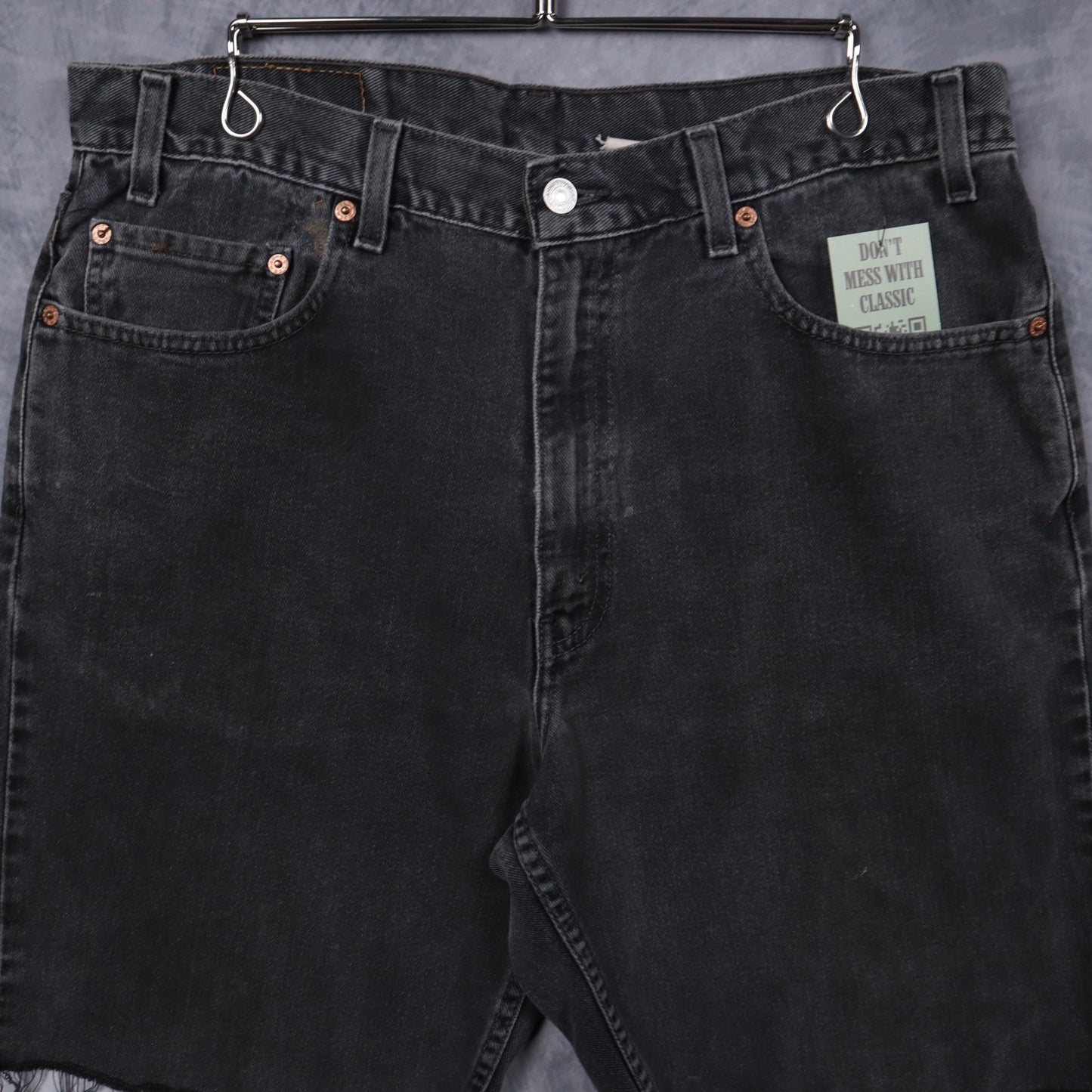 90s Faded Black Levi's 550 Cutoff Denim Shorts 5210