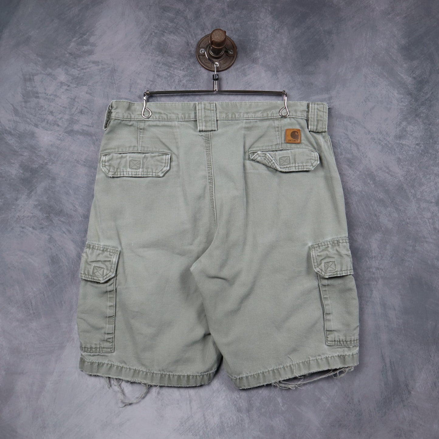 Early 2000s Sage Green Carhartt Distressed Cargo Shorts 5198