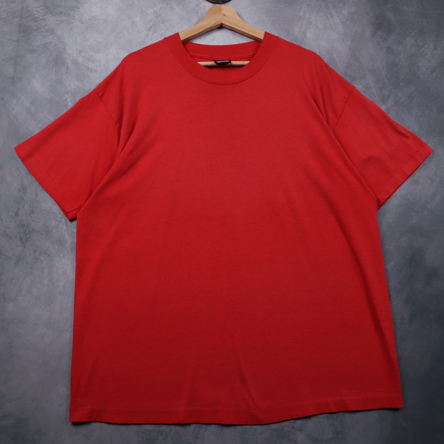 90s Red Blank Screen Stars Best Shirt 4651