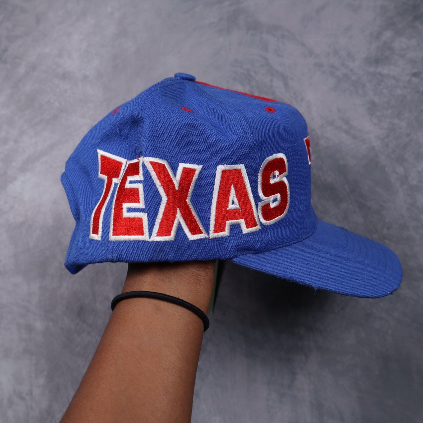 90s Blue and Red Texas Rangers Wraparound Snapback Hat 5562
