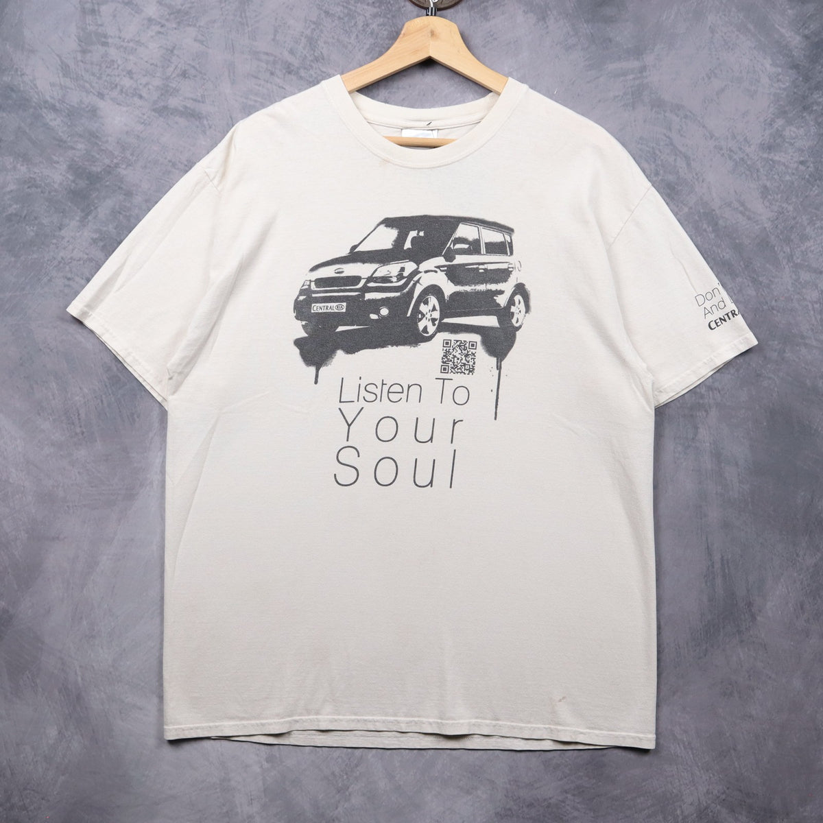 00s Cream Kia Soul 'Listen To Your Soul' Shirt 7255