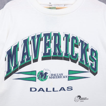 90s White Dallas Mavericks Logo Athletic Shirt 5600
