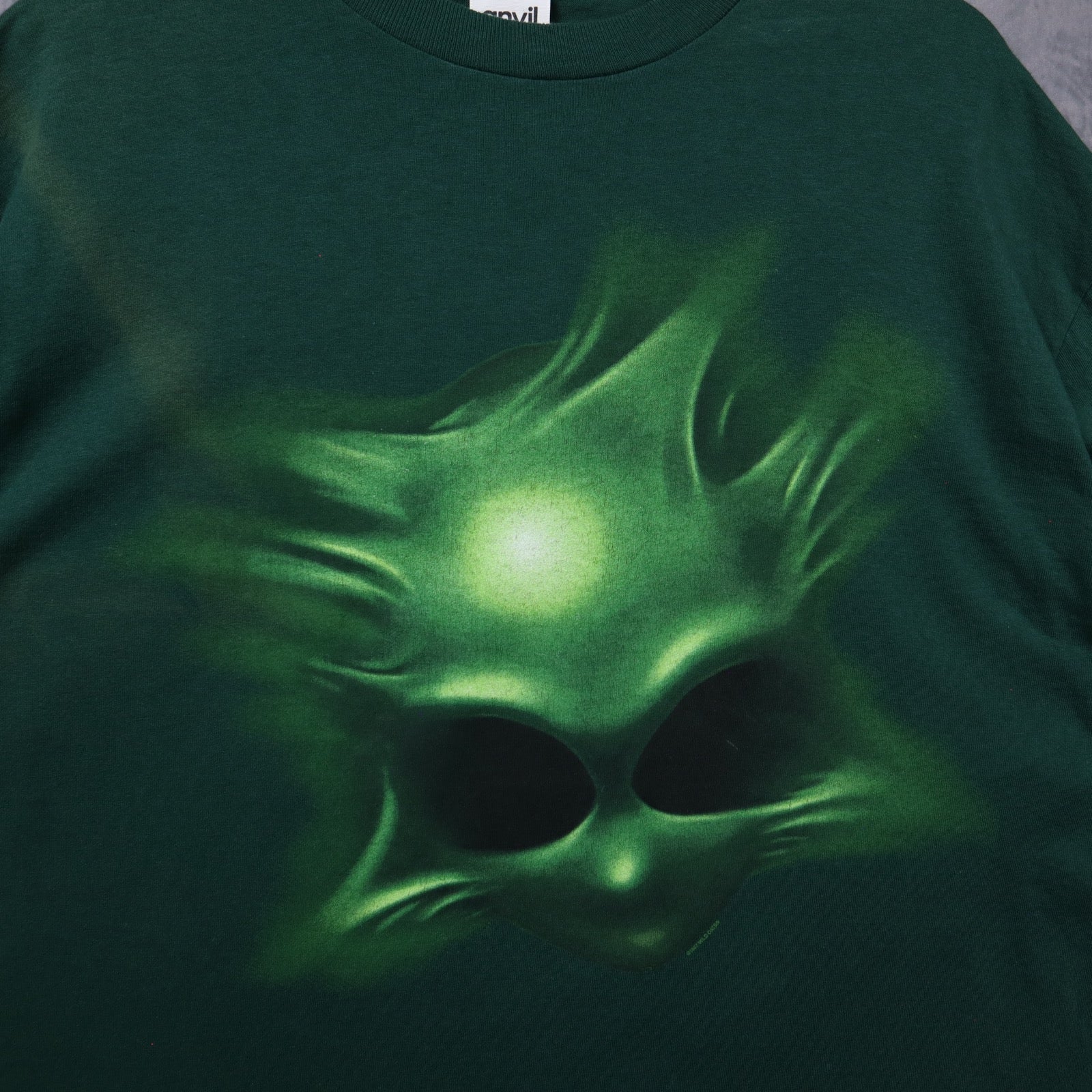 90s Green Alien Big Graphic Shirt 5423