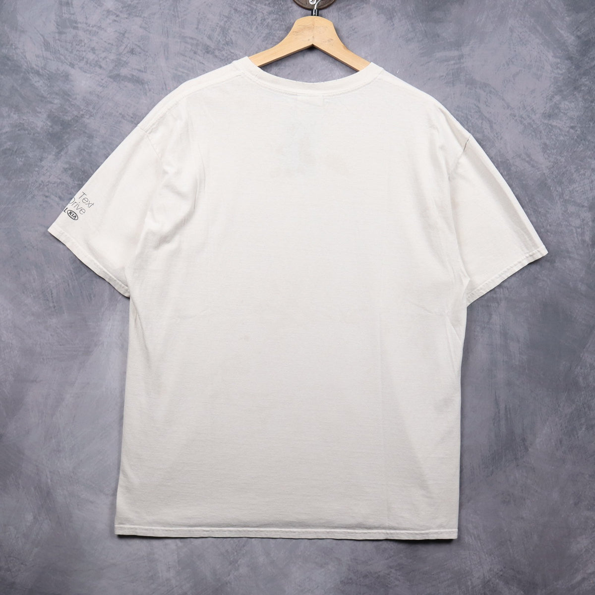 00s Cream Kia Soul 'Listen To Your Soul' Shirt 7255