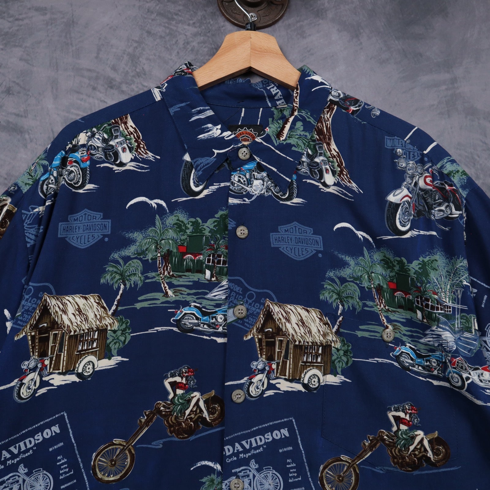 90s Navy Harley-Davidson Tropical All Over Print Button Up Shirt 5140
