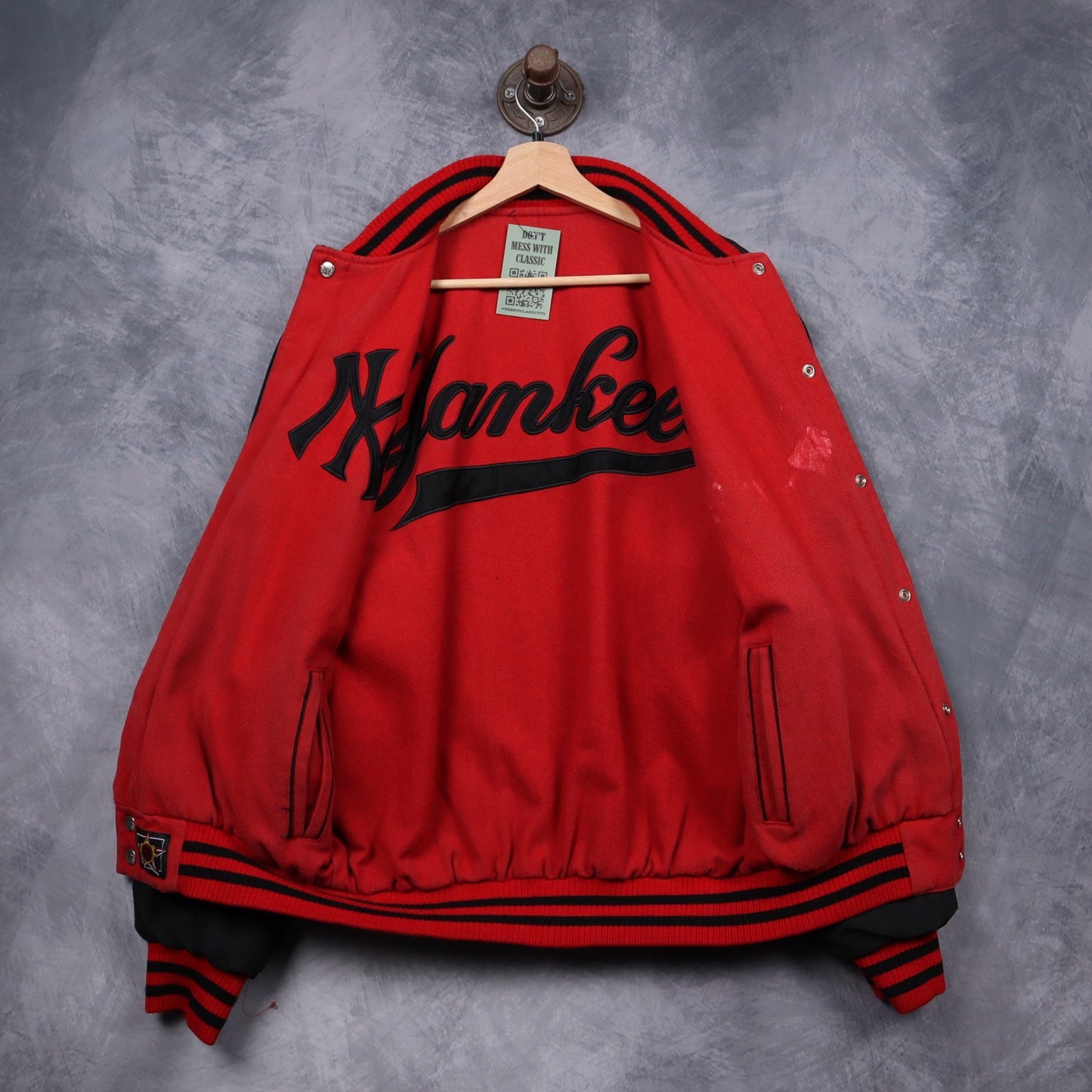 90s Black & Red New York Yankees Reversible Varsity Jacket 5096