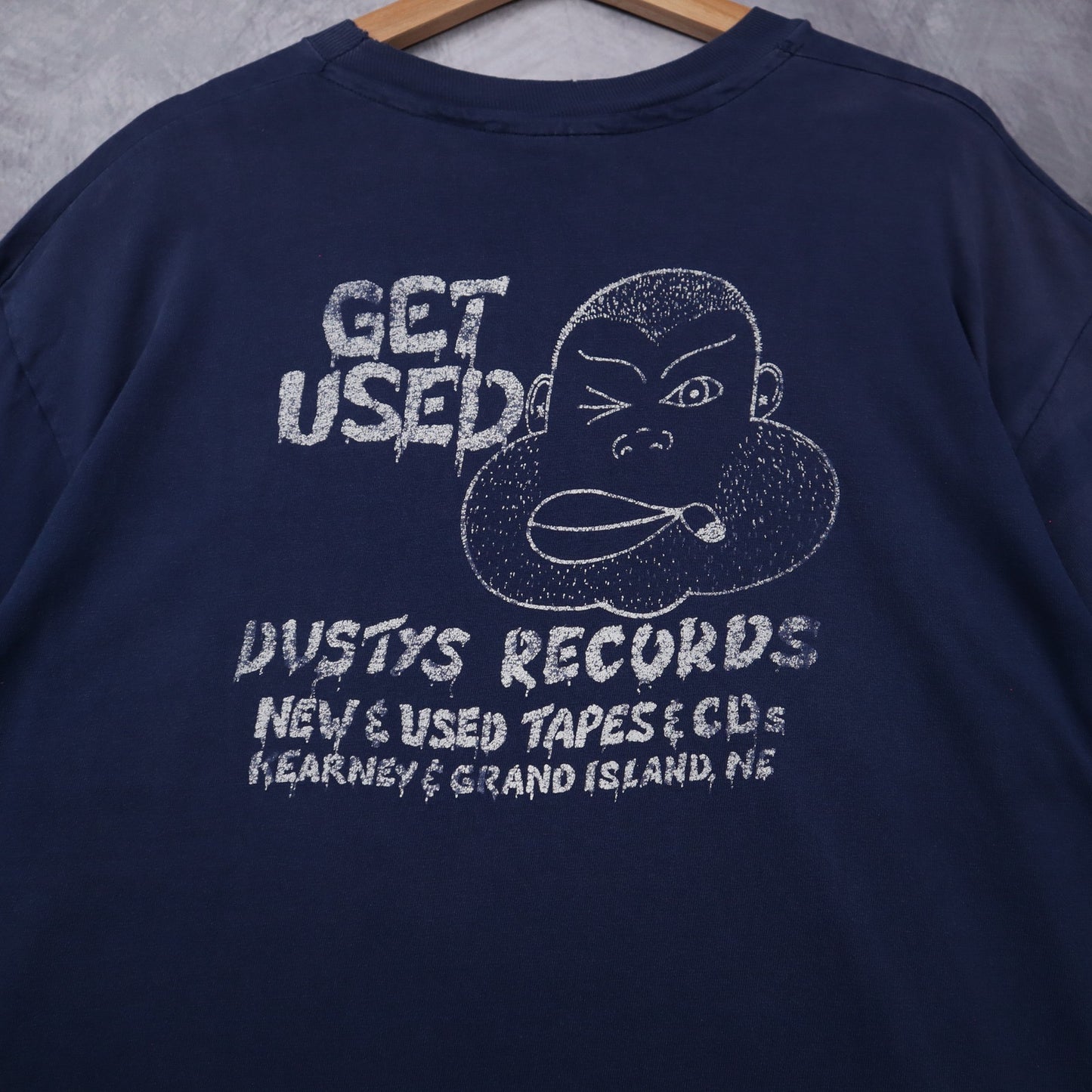 90s Navy Blue Dustys Records Tapes-CDs Shirt 4649