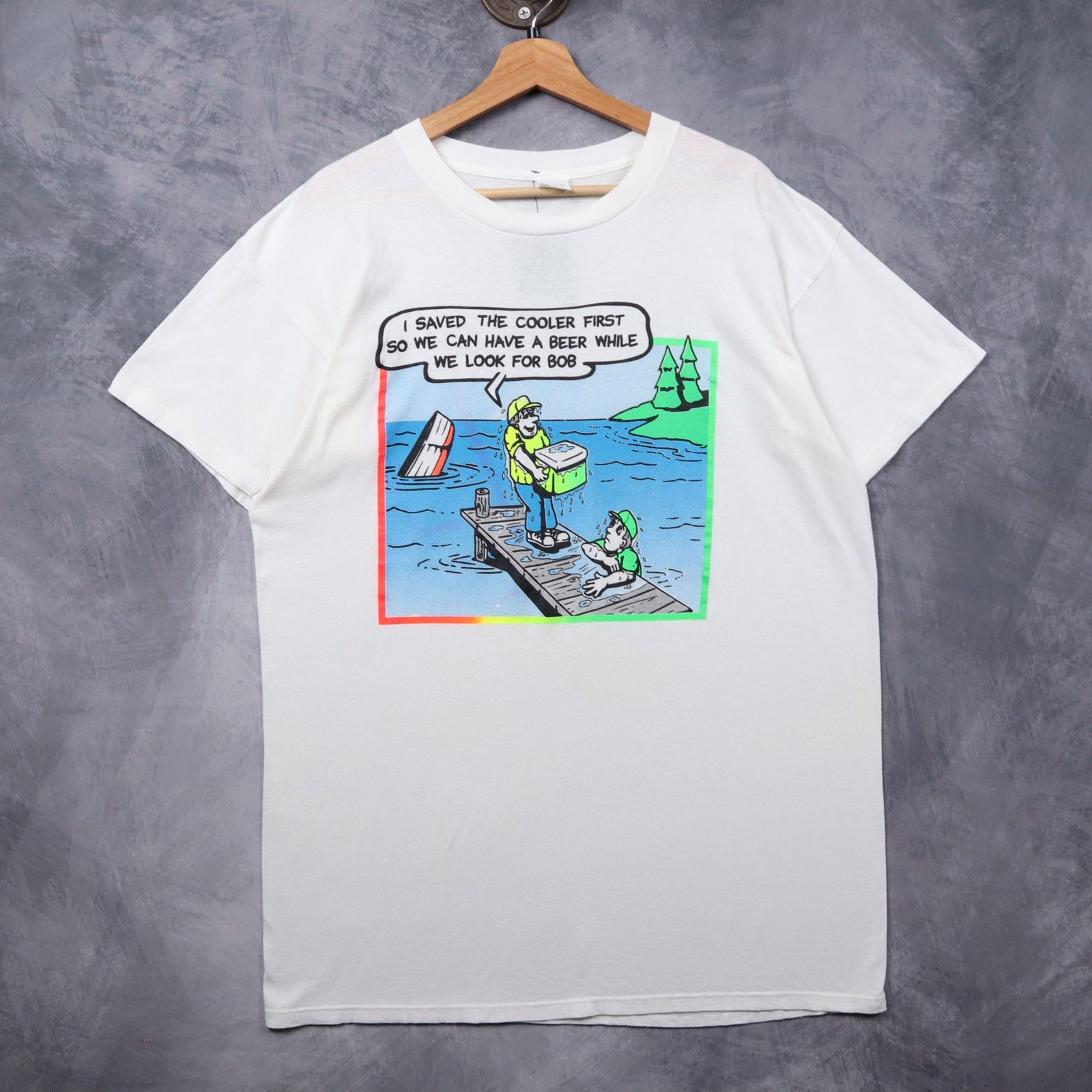 90s White Funny Fishing Cartoon 'Look For Bob' Shirt 5398