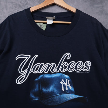 2003 Navy New York Yankees Cap Graphic Shirt 5411