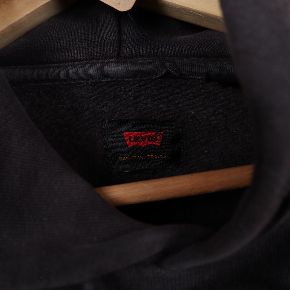 00s Black Levi's Longhorn Graphic Hoodie 5668