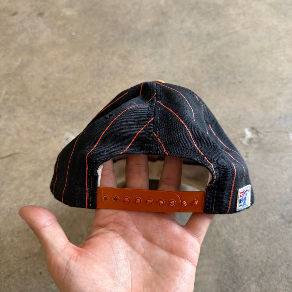 90s Black Texas Longhorns Pinstripe Snapback Hat 5795