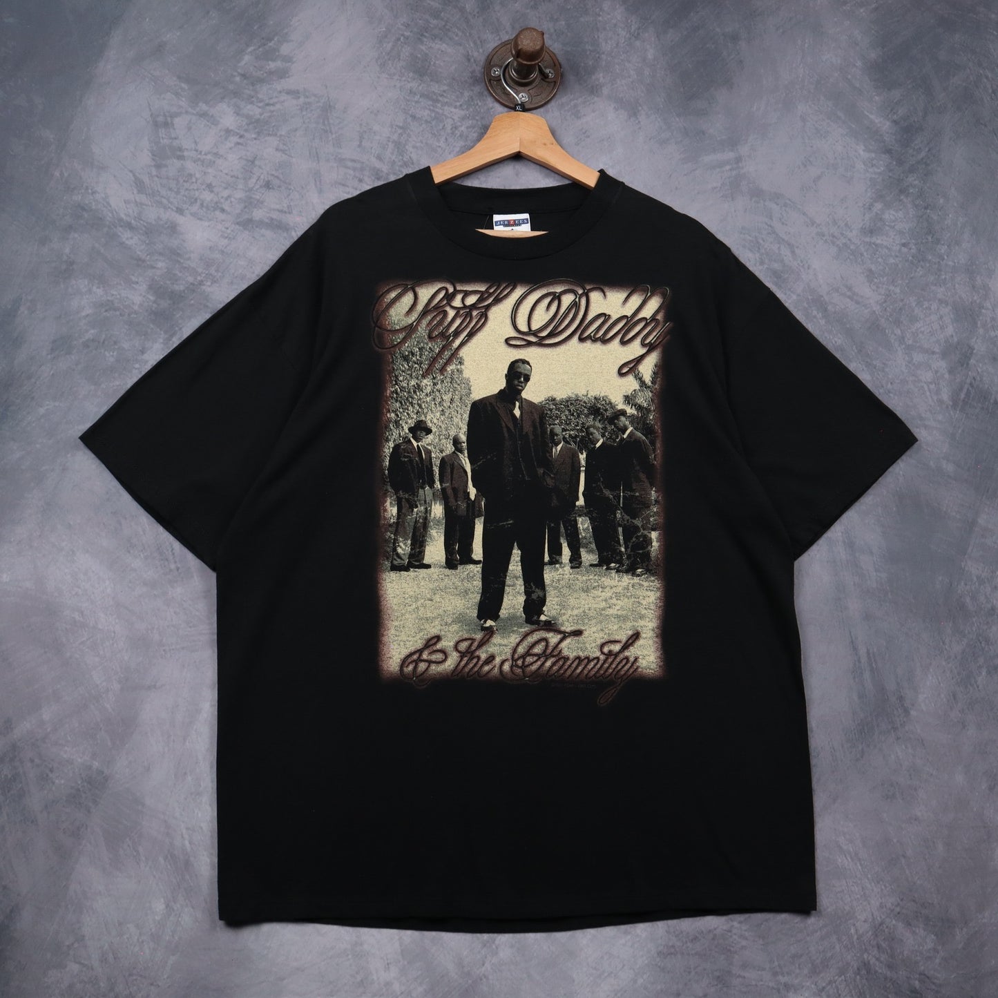 1997 Black Puff Daddy & The Family No Way Out World Tour Shirt 4968