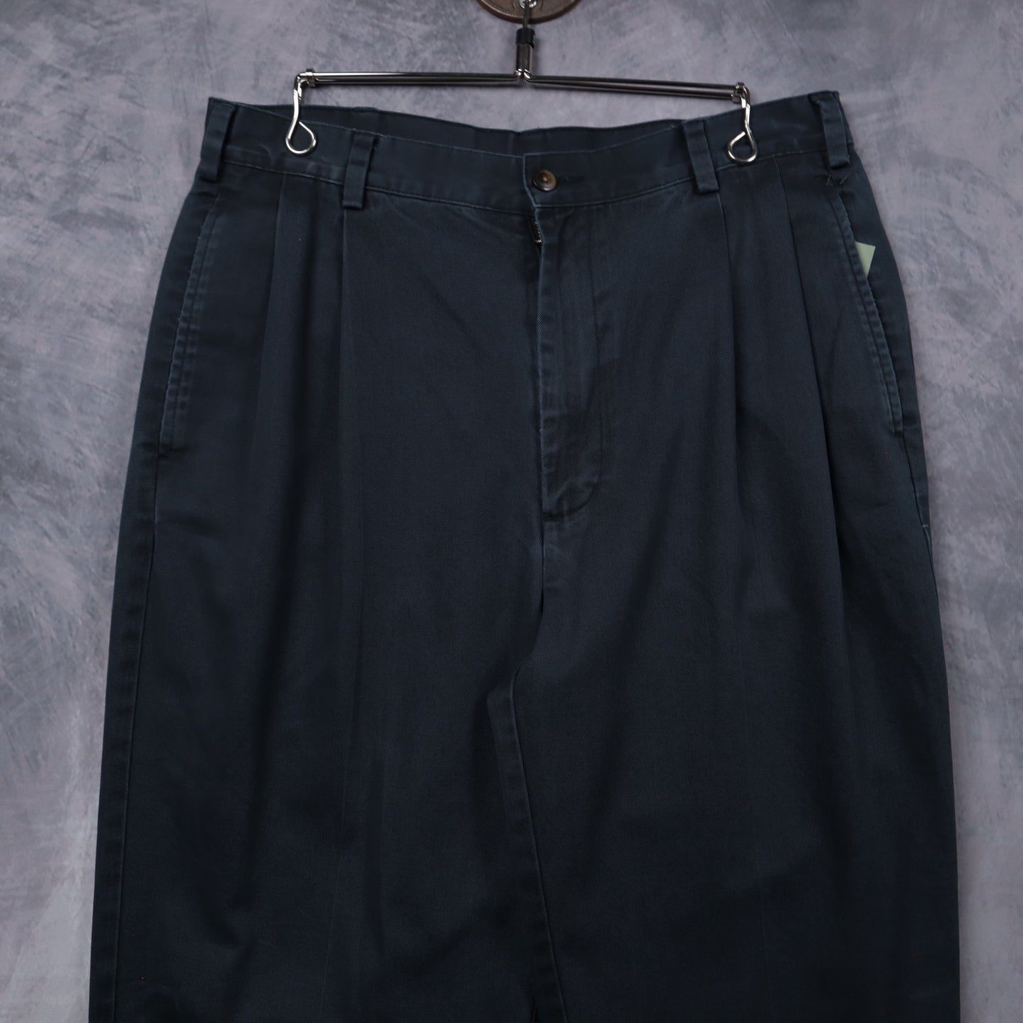 90s Faded Black Jos. A. Bank Pleated Chino Pants 5278