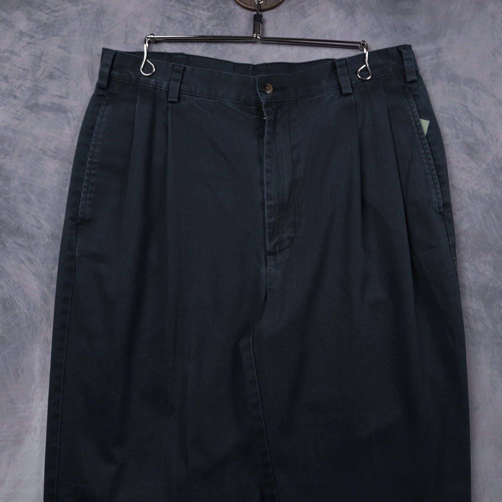 90s Faded Black Jos. A. Bank Pleated Chino Pants 5278