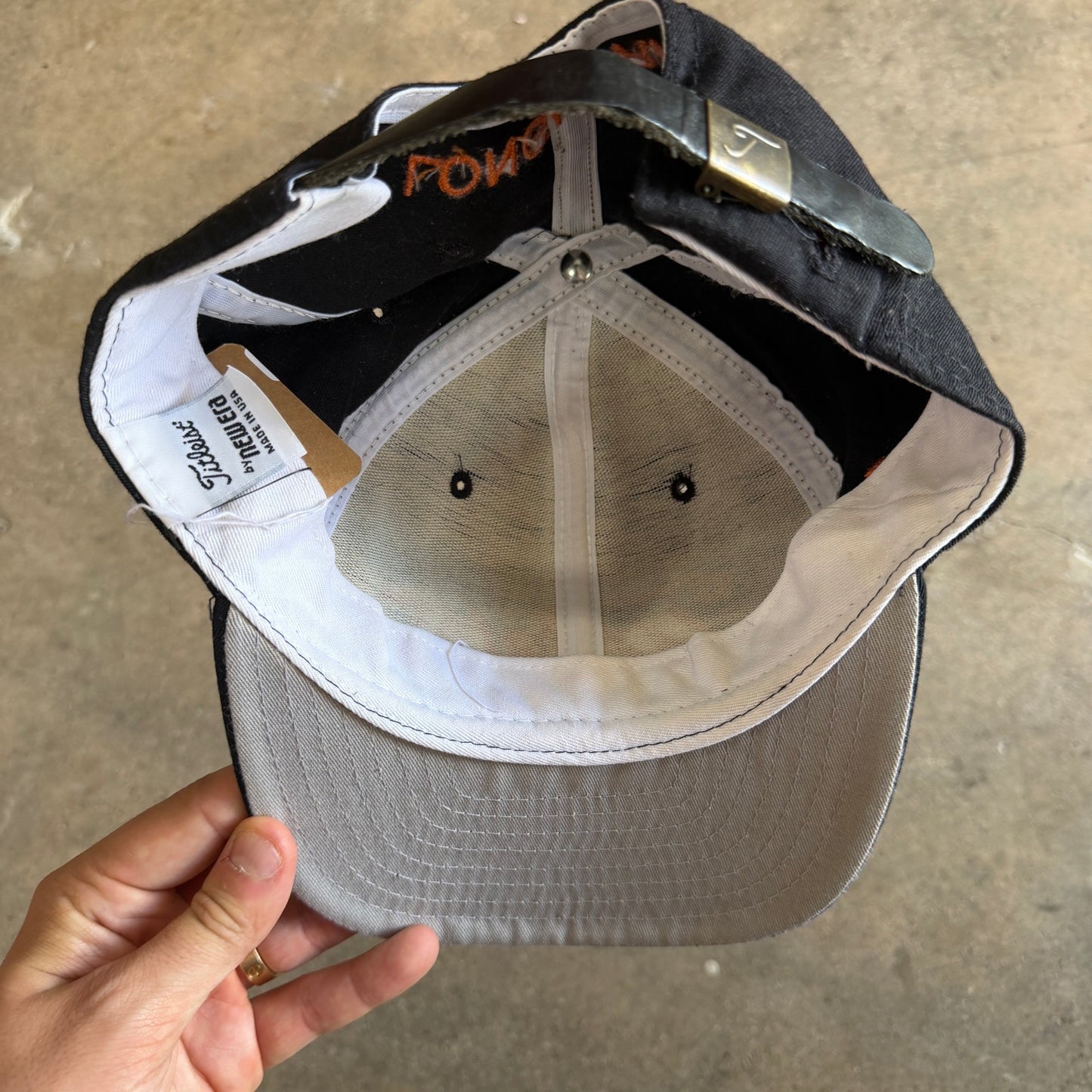 90s Black Titleist Texas Longhorns Hat 5802