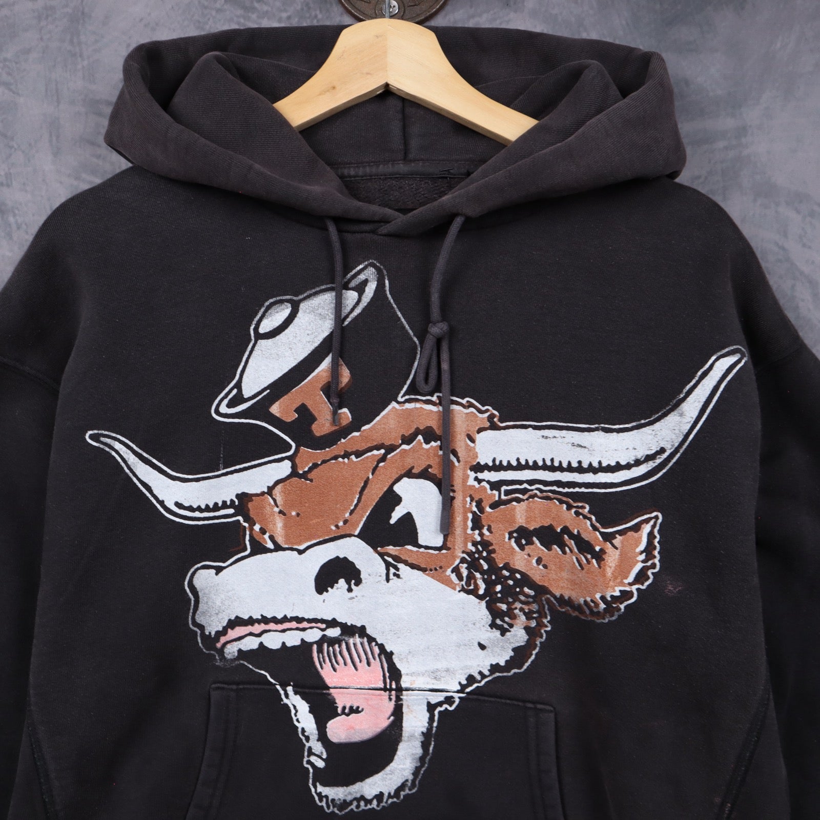 00s Black Levi's Longhorn Graphic Hoodie 5668