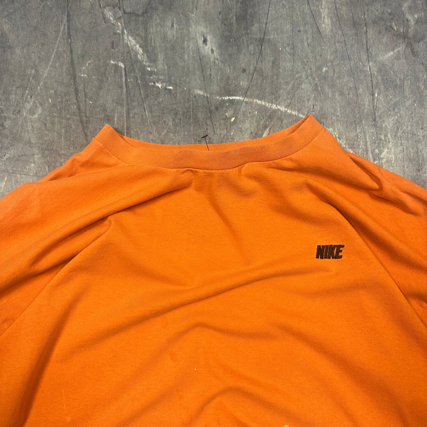 Early 00s Orange Nike Essential Spellout Shirt XXL U88